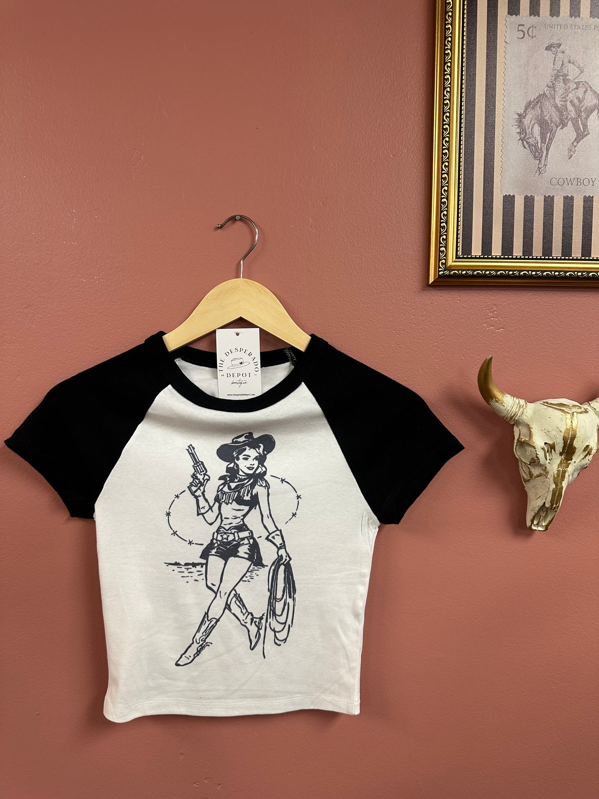Outlaw Sweetheart Cropped Tee