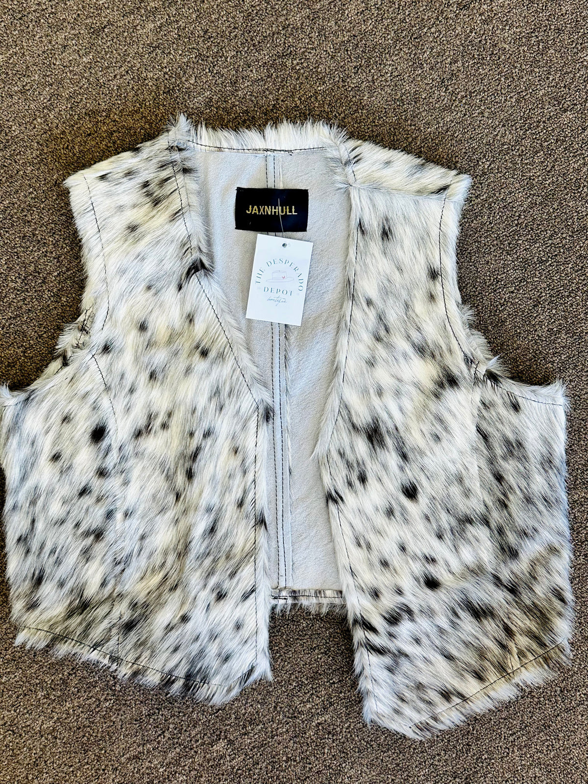Cowhide Vest - Shortie No Fringe