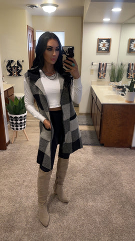 Noel Sleeveless Plaid Knit Cardigan (S-XL)