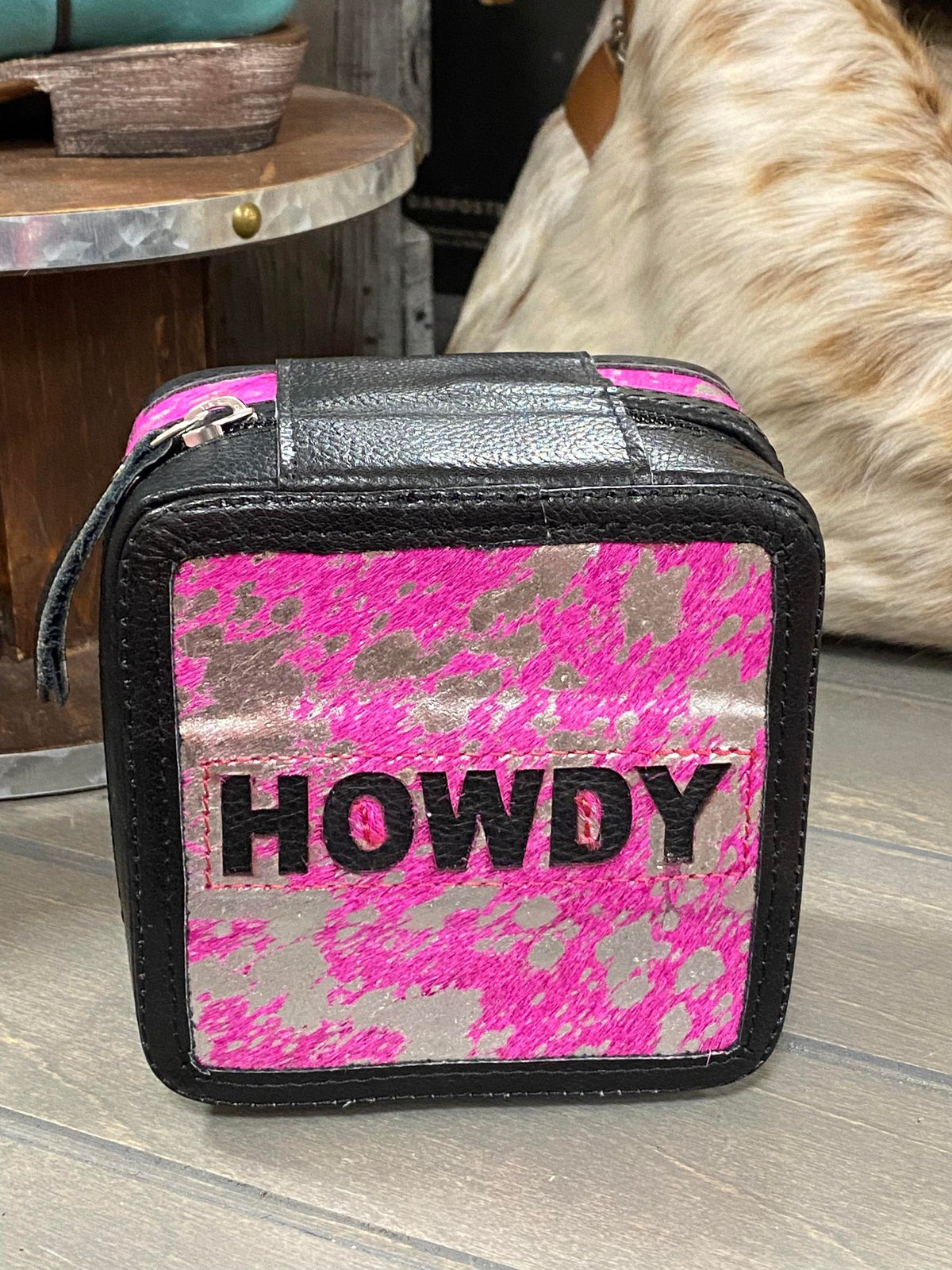 JAXNHULL Small HOWDY Jewelry Organizer