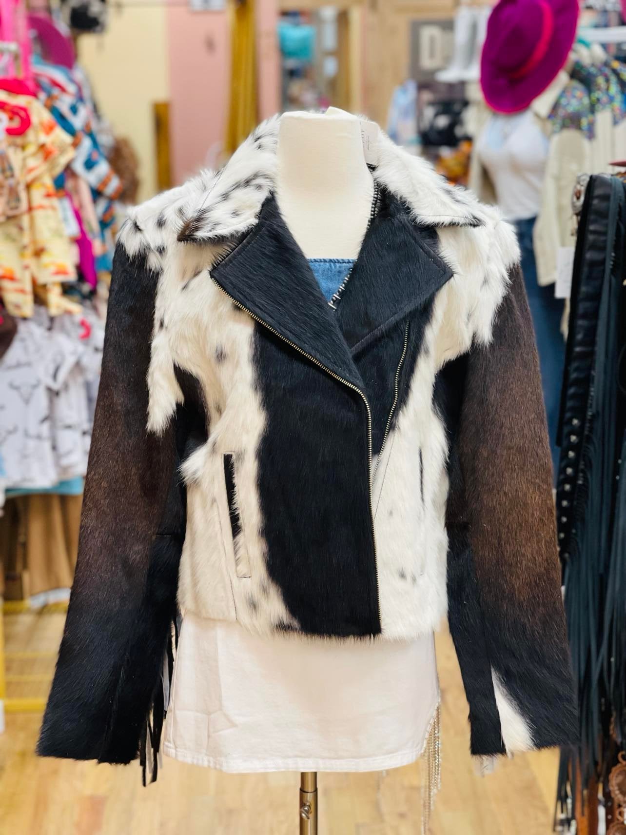 c1989 cow ecofur coat 牛柄 アウター ダルメシアン ファッション 通販 c1989 メルカリ - ダルメシアン アウター 牛