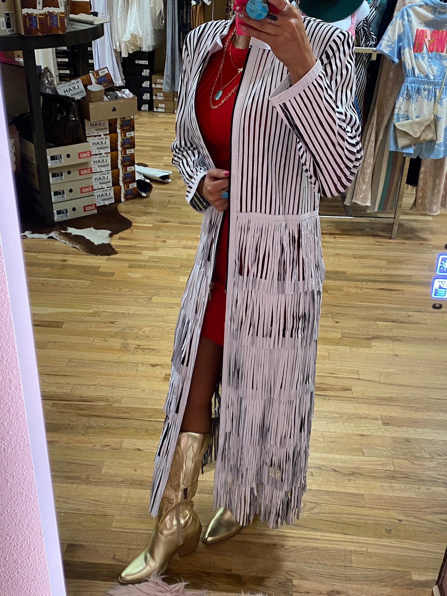 Jaxnhull Rodeo Queen - White